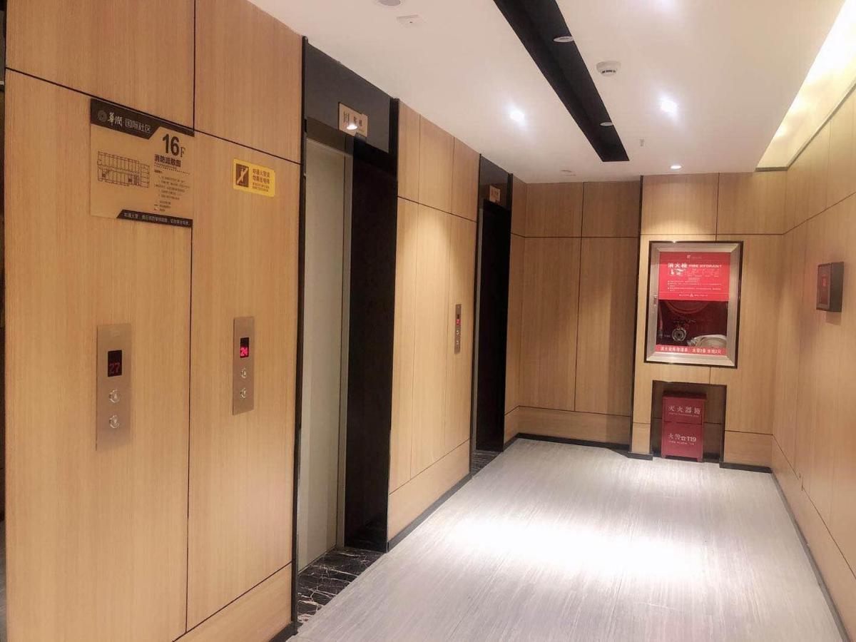 Iu Hotel Guiyang Olympic Sports Center China Resources Vientiane מראה חיצוני תמונה